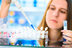 How to Become a Biomedical Engineer